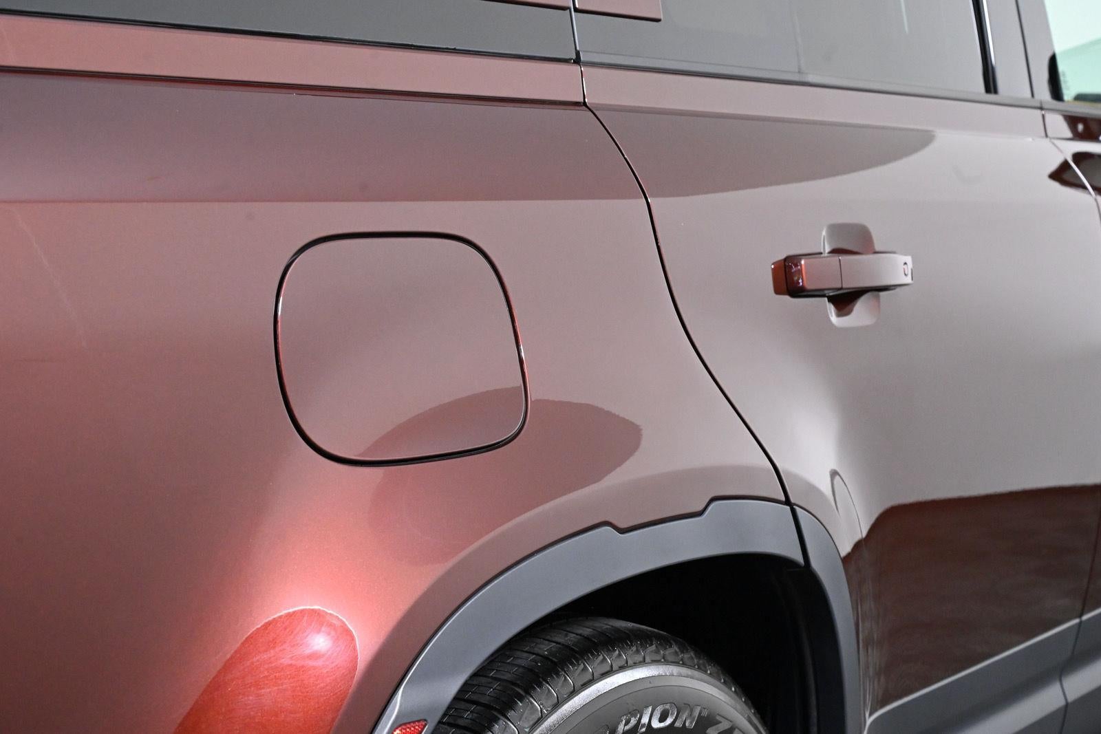 2024 Land Rover Defender S