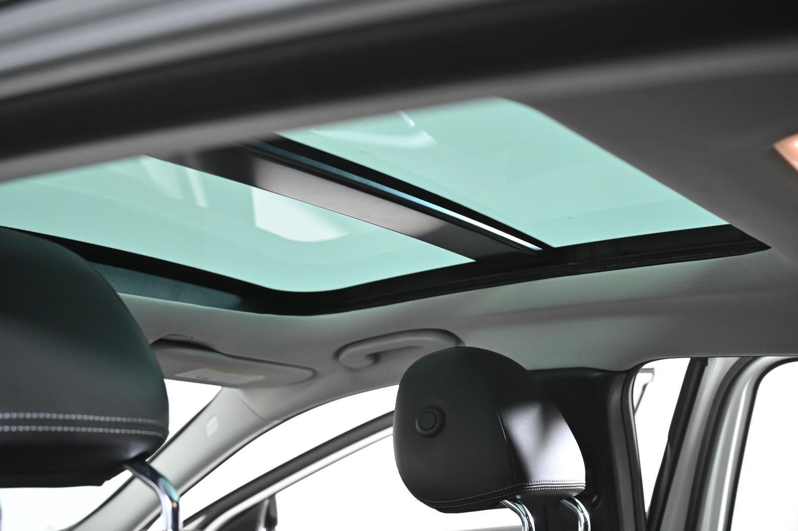 2019 INFINITI QX30 LUXE