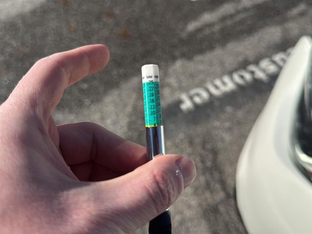 2019 INFINITI QX30 LUXE