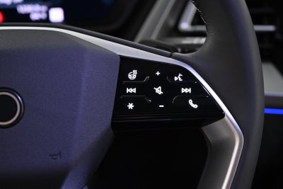 2025 Audi Q4 e-tron Premium Plus