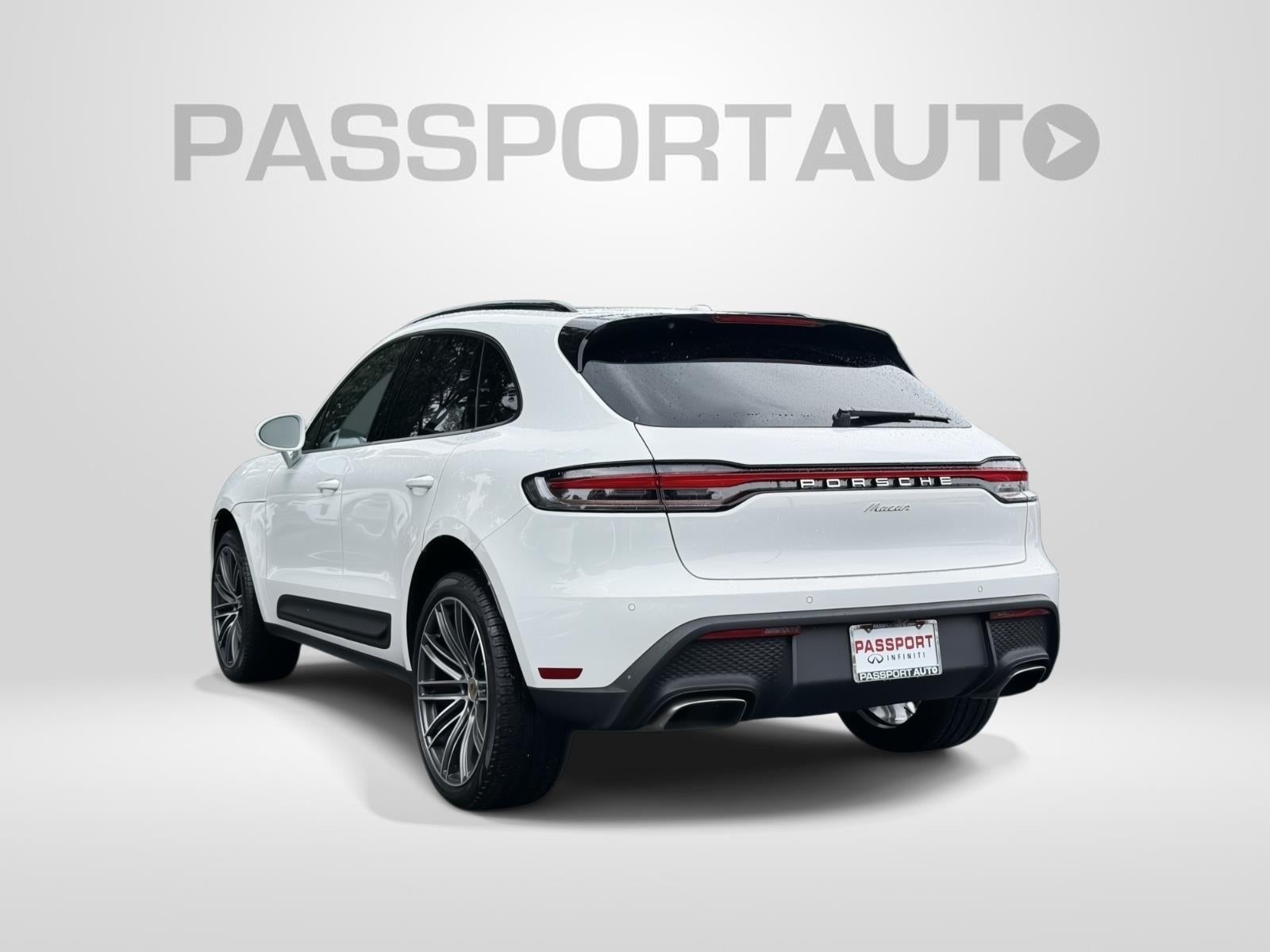2025 Porsche Macan AWD