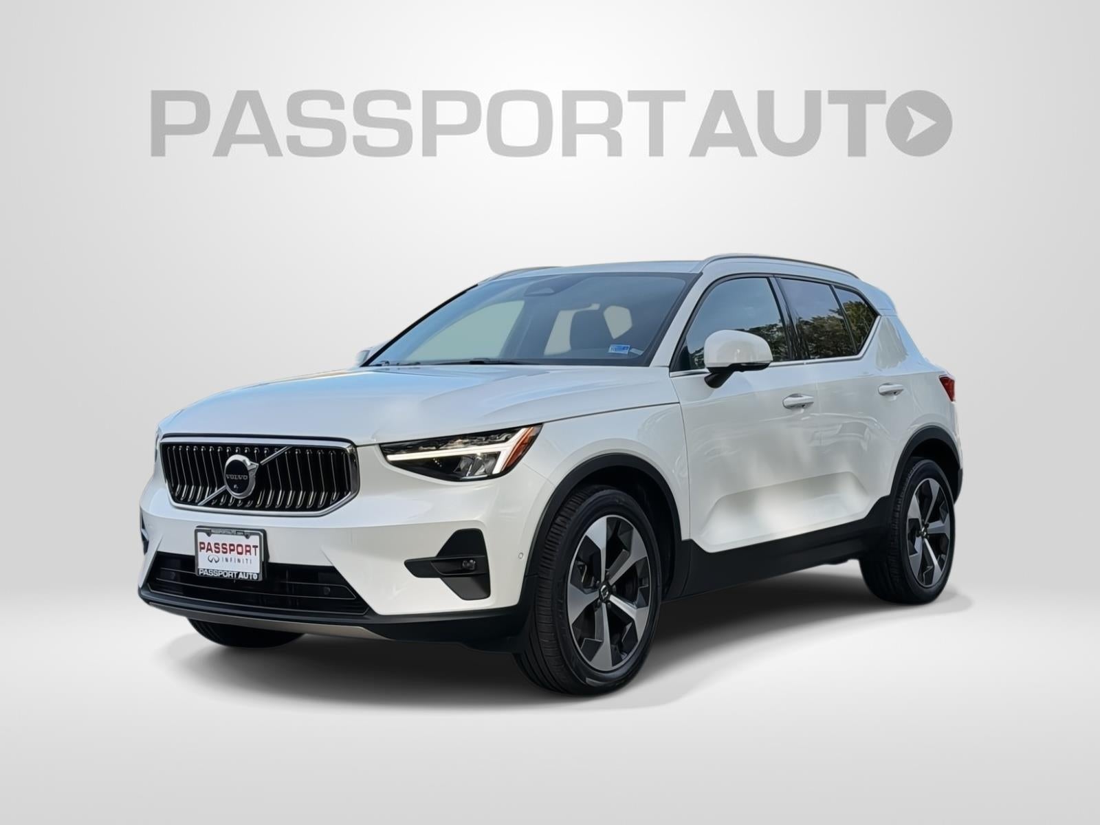 2023 Volvo XC40