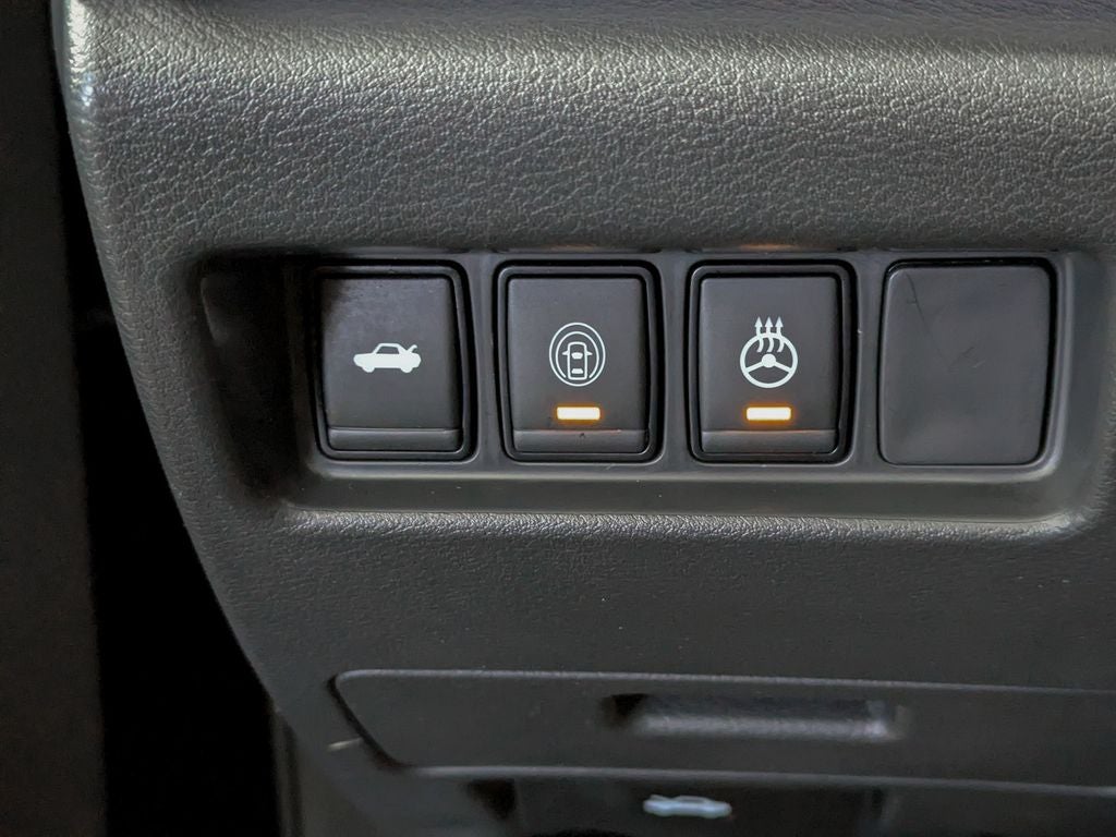 2023 Nissan Maxima SR