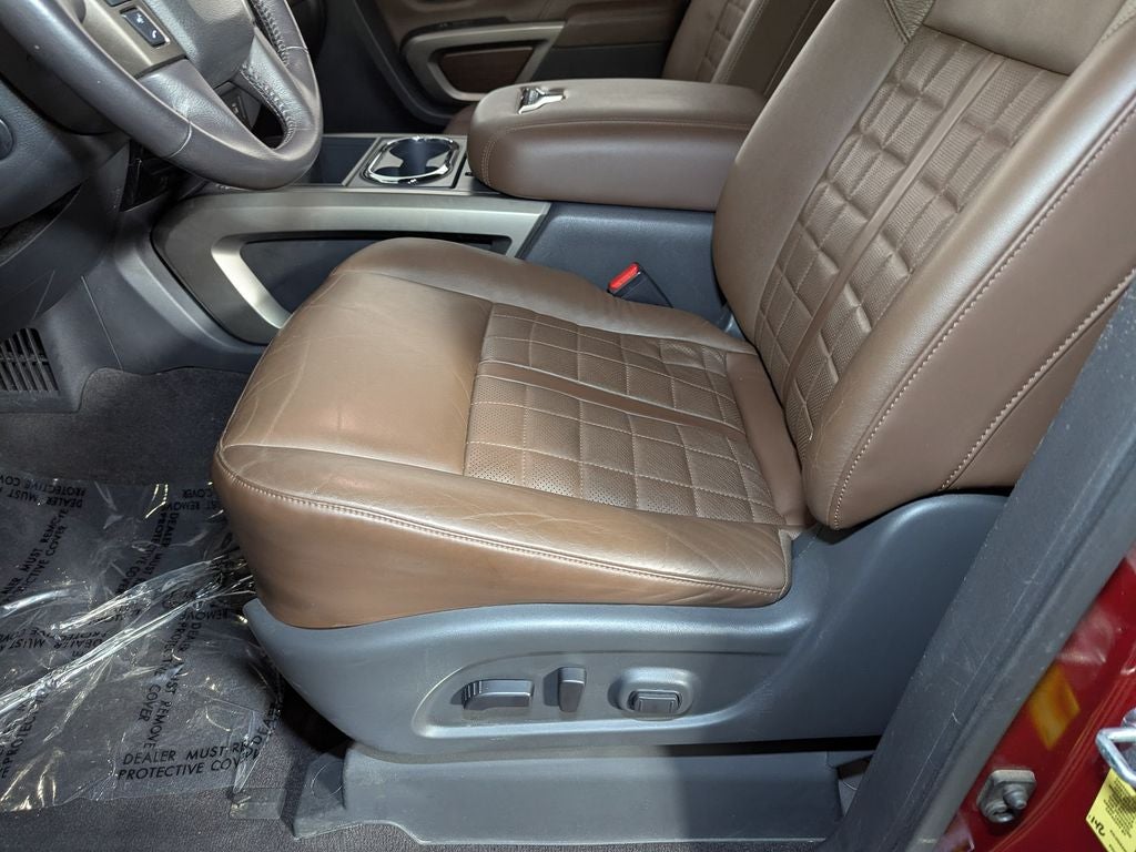 2023 Nissan Titan Platinum Reserve