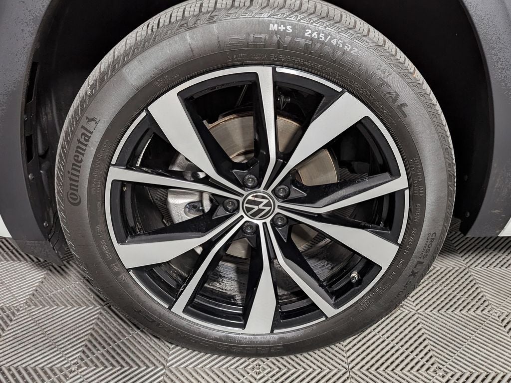 2024 Volkswagen Atlas 2.0T SEL Premium R-Line