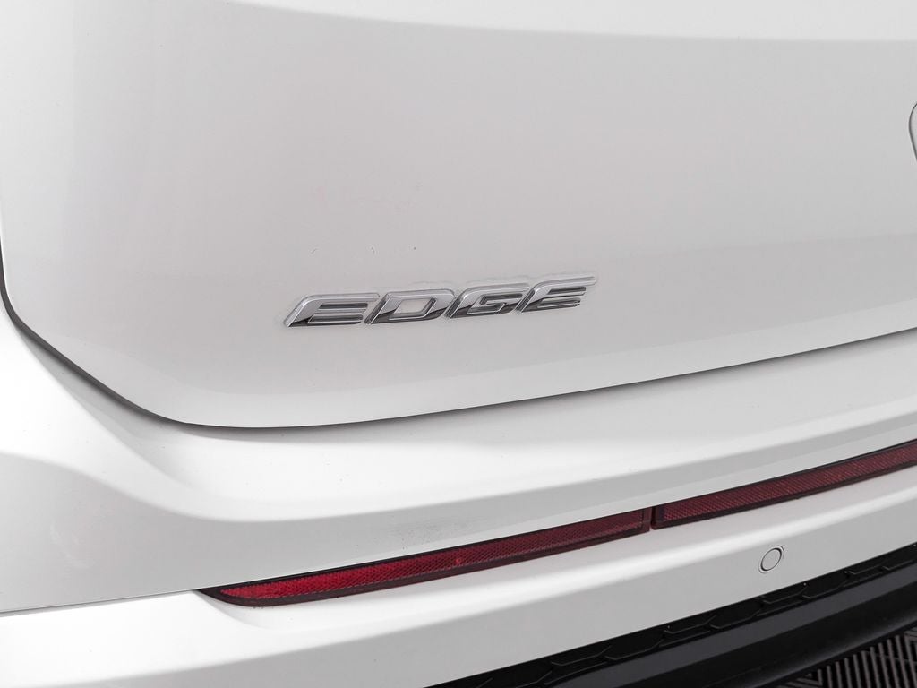 2016 Ford Edge Sport