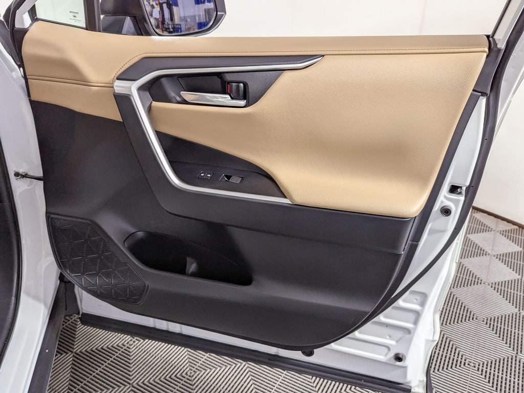 2020 Toyota RAV4 Limited