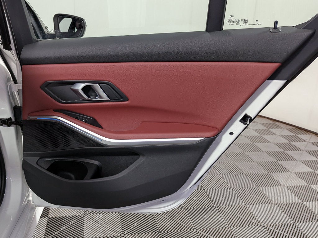 2025 BMW 330i xDrive 330i xDrive