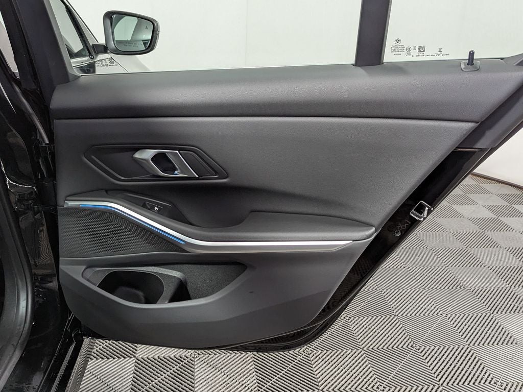 2025 BMW 330i 330i xDrive