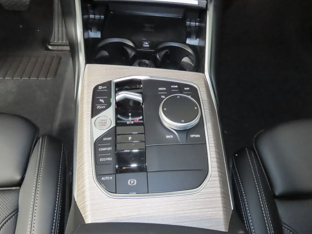 2025 BMW 330i 330i xDrive