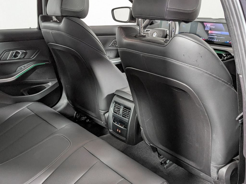 2025 BMW 330i xDrive 330i xDrive