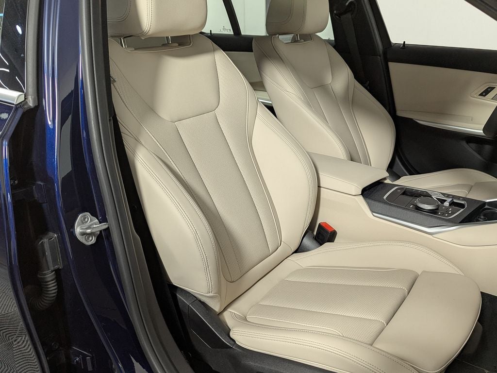 2025 BMW 3 Series 330i xDrive