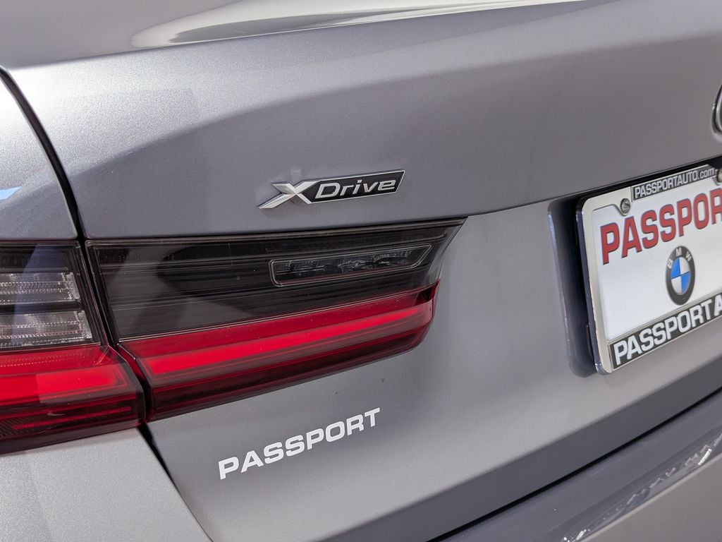 2024 BMW 3 Series 330i xDrive