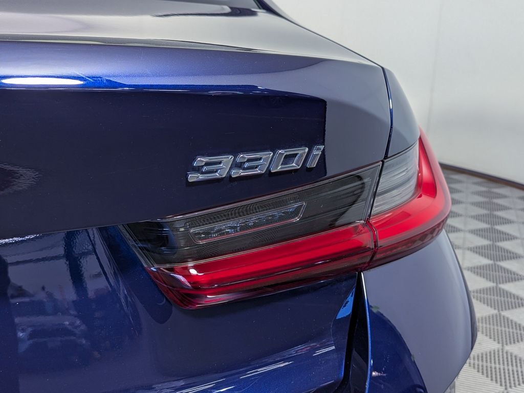 2023 BMW 3 Series 330i xDrive
