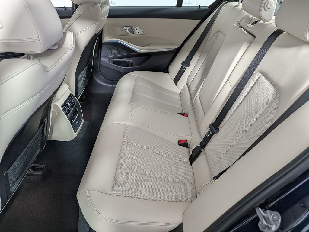 2023 BMW 3 Series 330i xDrive