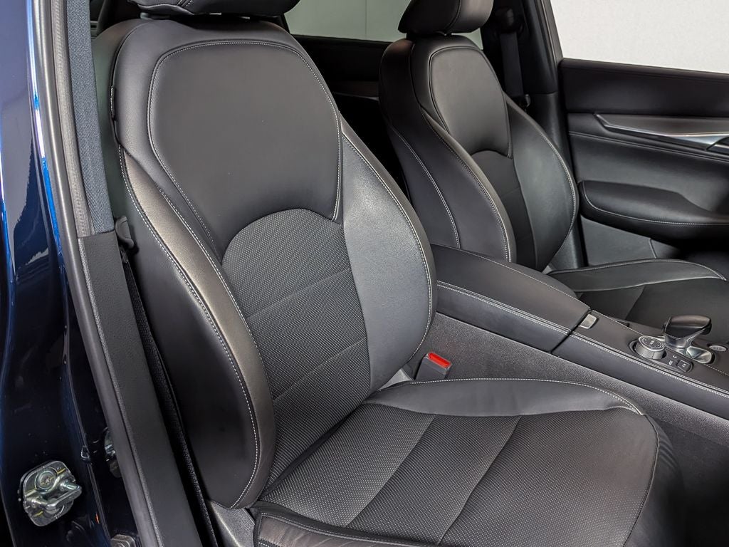 2023 INFINITI QX55 LUXE