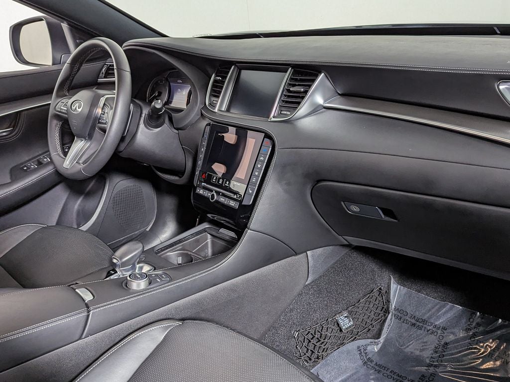 2023 INFINITI QX55 LUXE