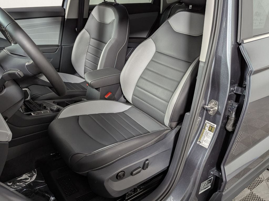 2024 Volkswagen Taos 1.5T SEL