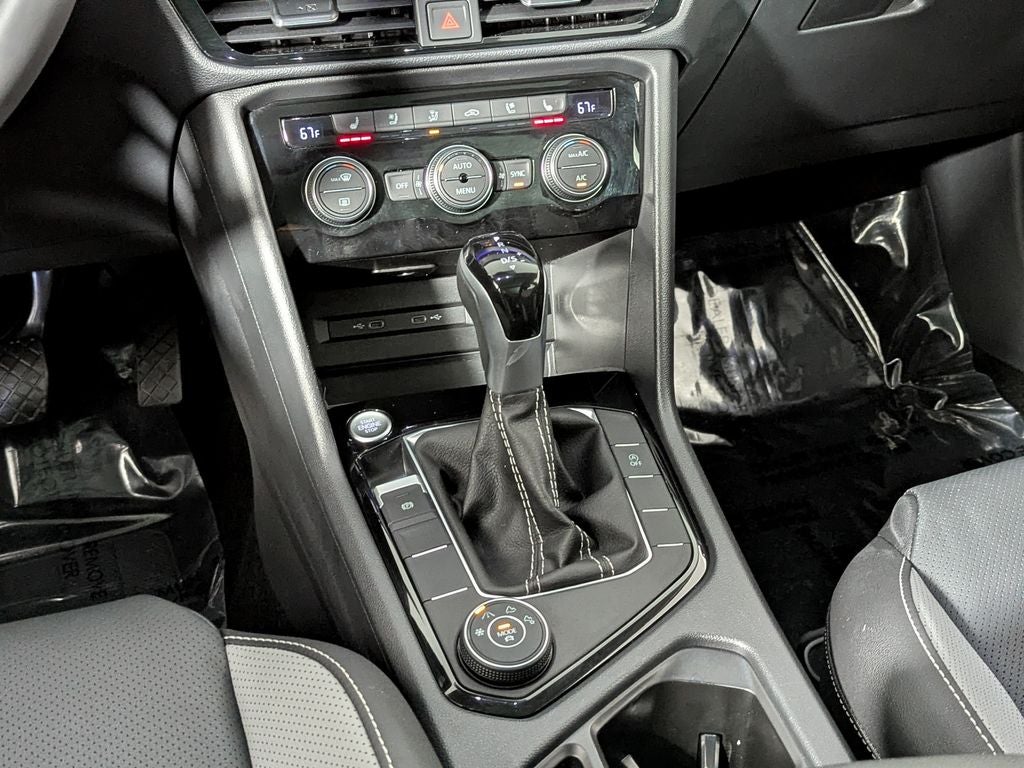 2024 Volkswagen Taos 1.5T SEL