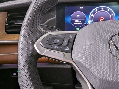 2026 Volkswagen Tiguan 2.0T SEL R-Line