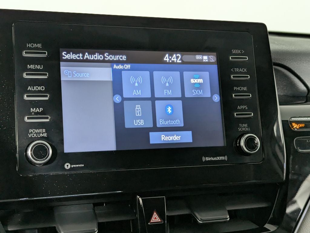 2022 Toyota Camry Hybrid LE