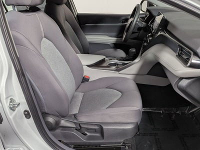 2022 Toyota Camry Hybrid LE