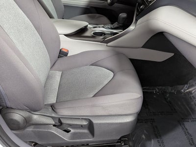 2022 Toyota Camry Hybrid LE