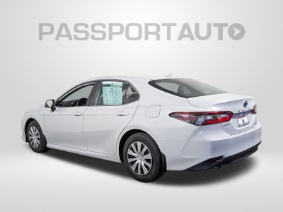 2022 Toyota Camry Hybrid LE