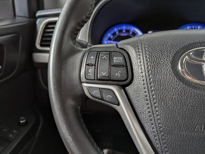 2019 Toyota Highlander SE