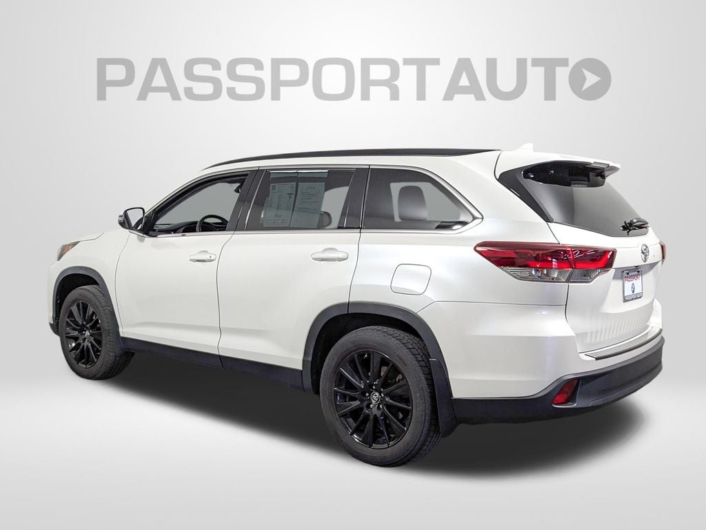 2019 Toyota Highlander SE