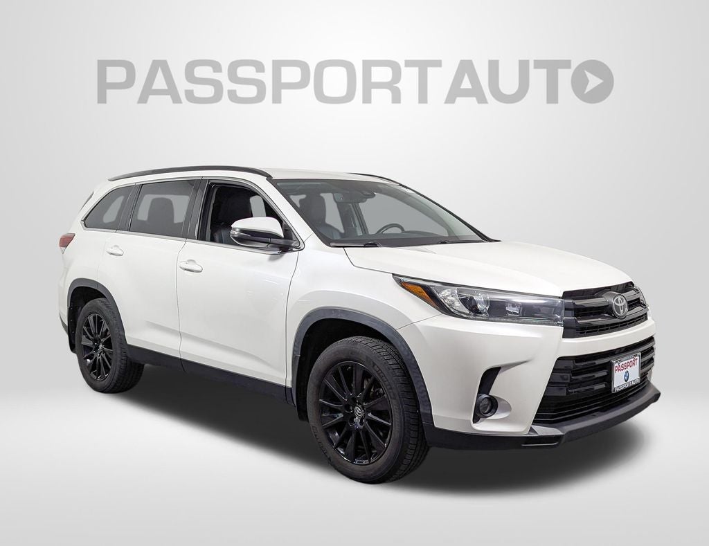 2019 Toyota Highlander SE