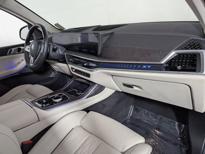 2024 BMW X7 xDrive40i
