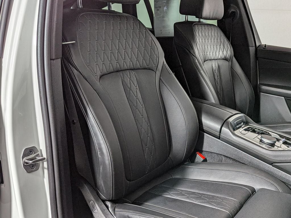 2024 BMW X6 xDrive40i