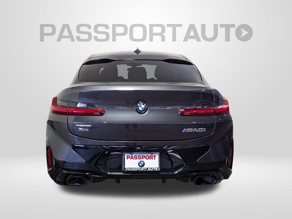 2024 BMW X4 M40i