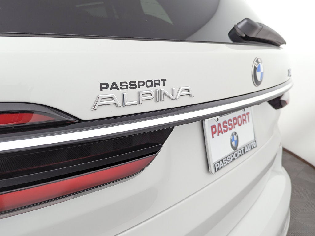 2026 BMW B7 ALPINA XB7