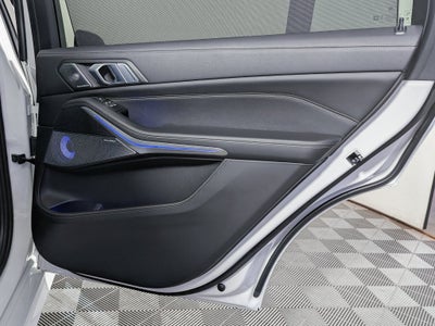 2026 BMW B7 ALPINA XB7