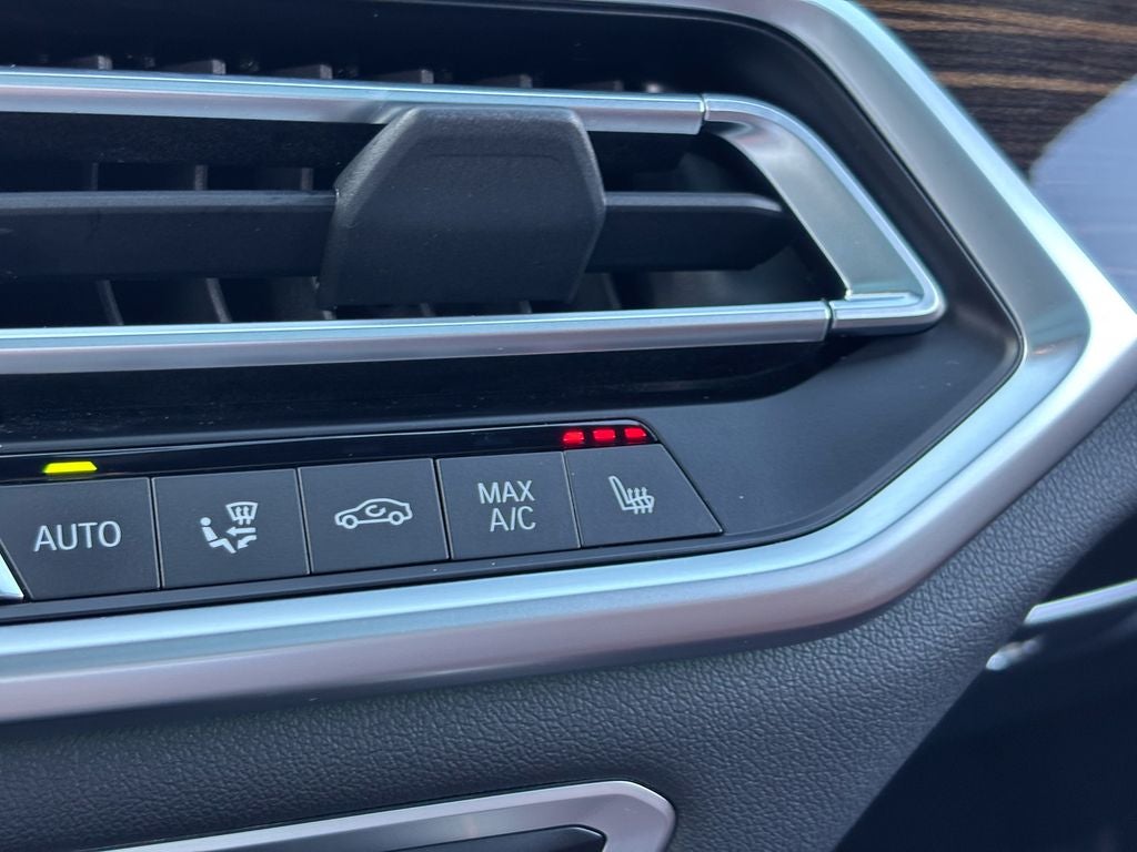 2021 BMW X6 xDrive40i