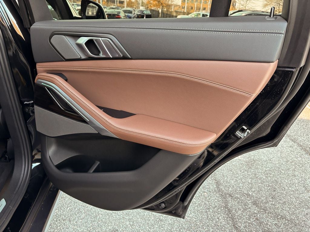 2021 BMW X6 xDrive40i