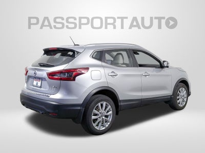 2022 Nissan Rogue Sport SV
