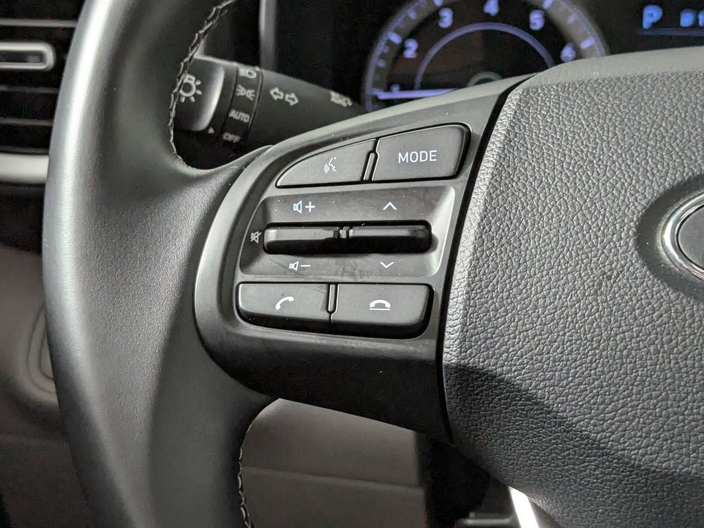 2022 Hyundai Venue SEL