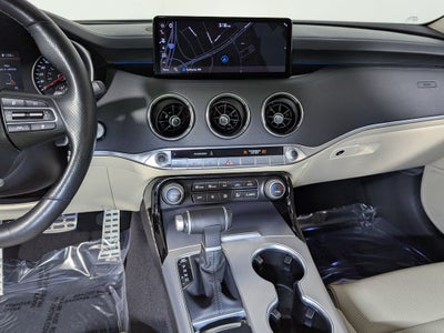 2022 Kia Stinger GT1