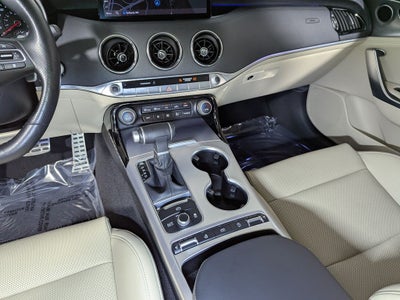 2022 Kia Stinger GT1