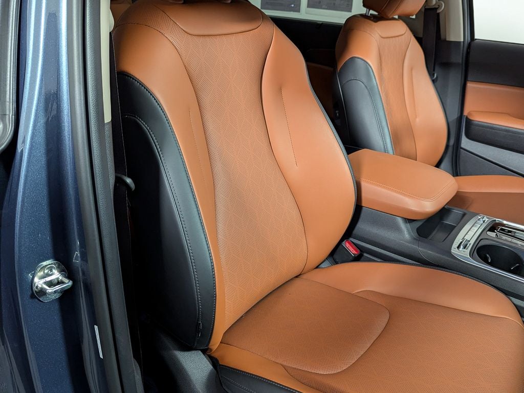 2025 Kia Carnival Hybrid SX