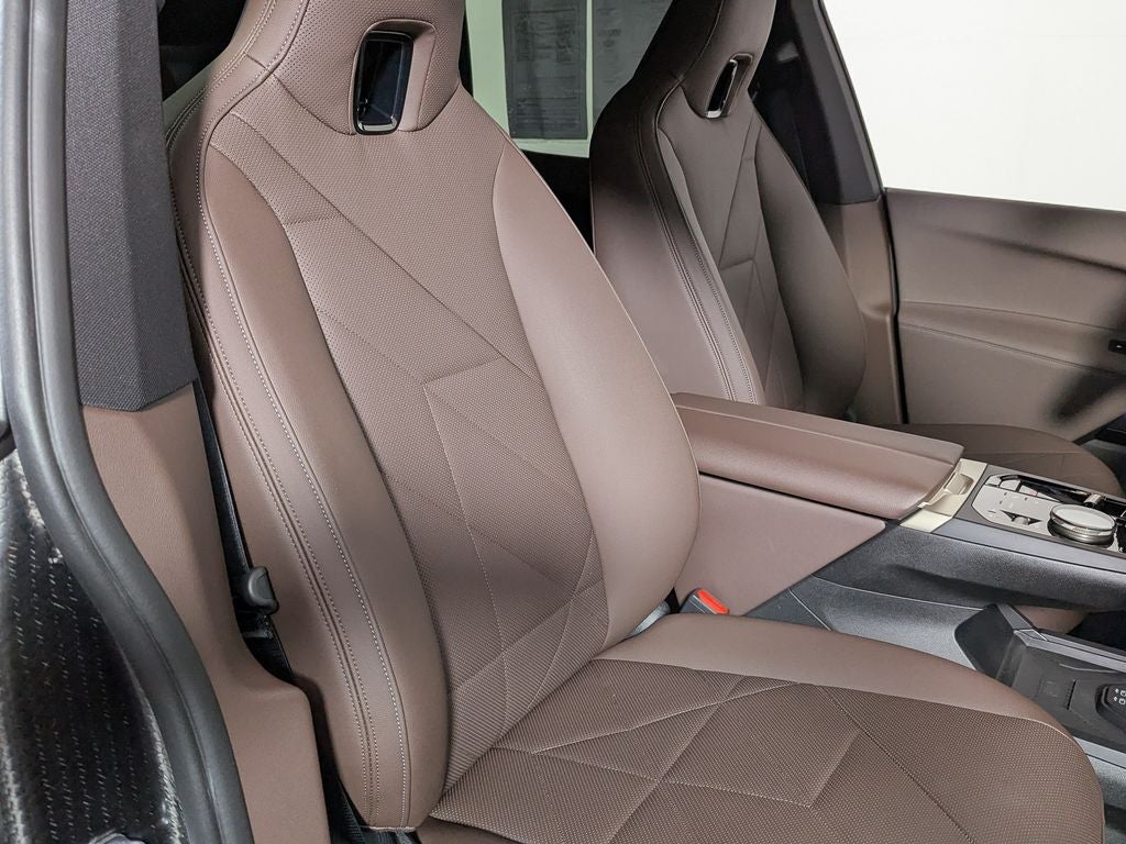 2025 BMW iX xDrive50