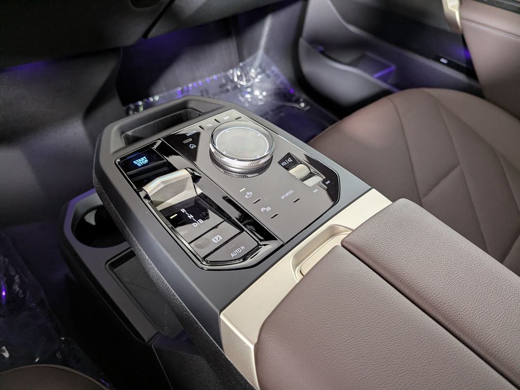 2025 BMW iX xDrive50