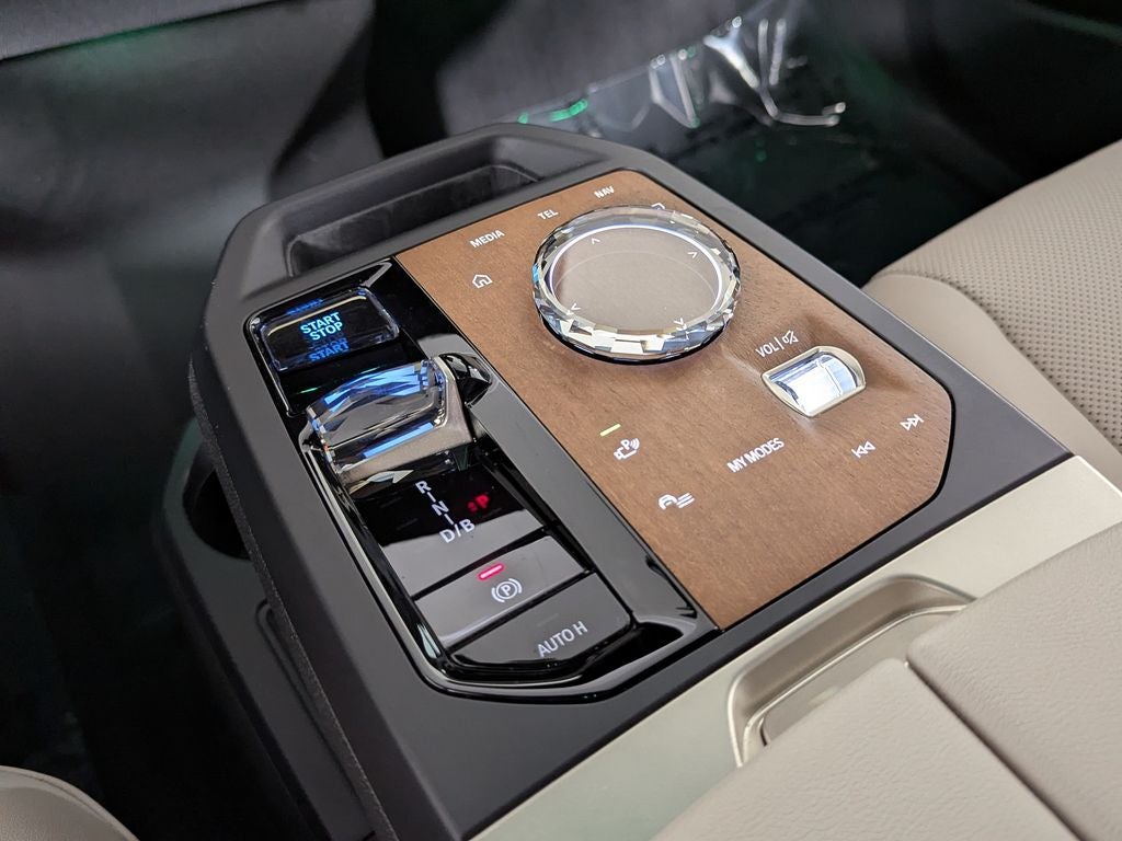 2024 BMW iX xDrive50