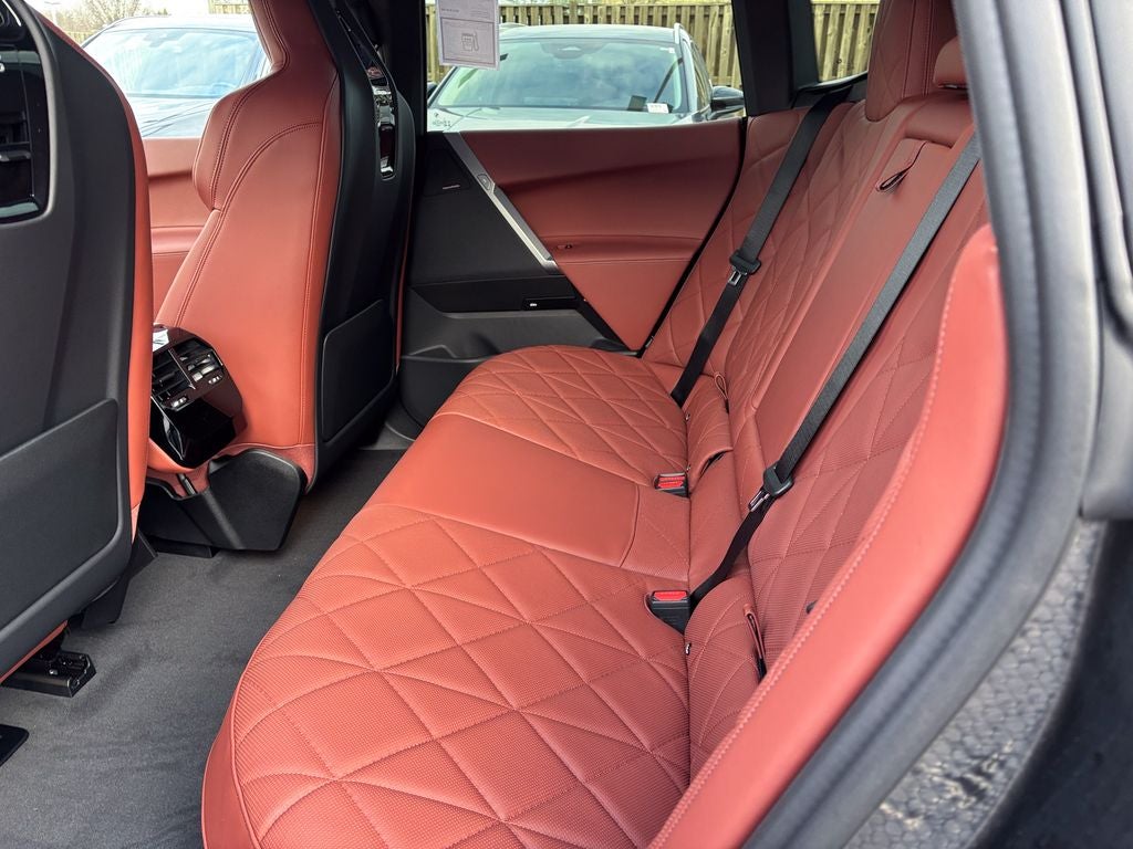 2026 BMW iX xDrive45