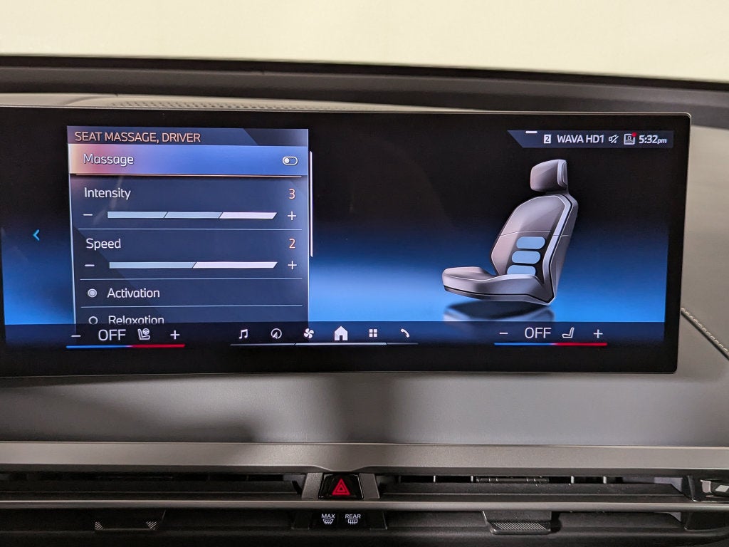 2026 BMW iX xDrive60