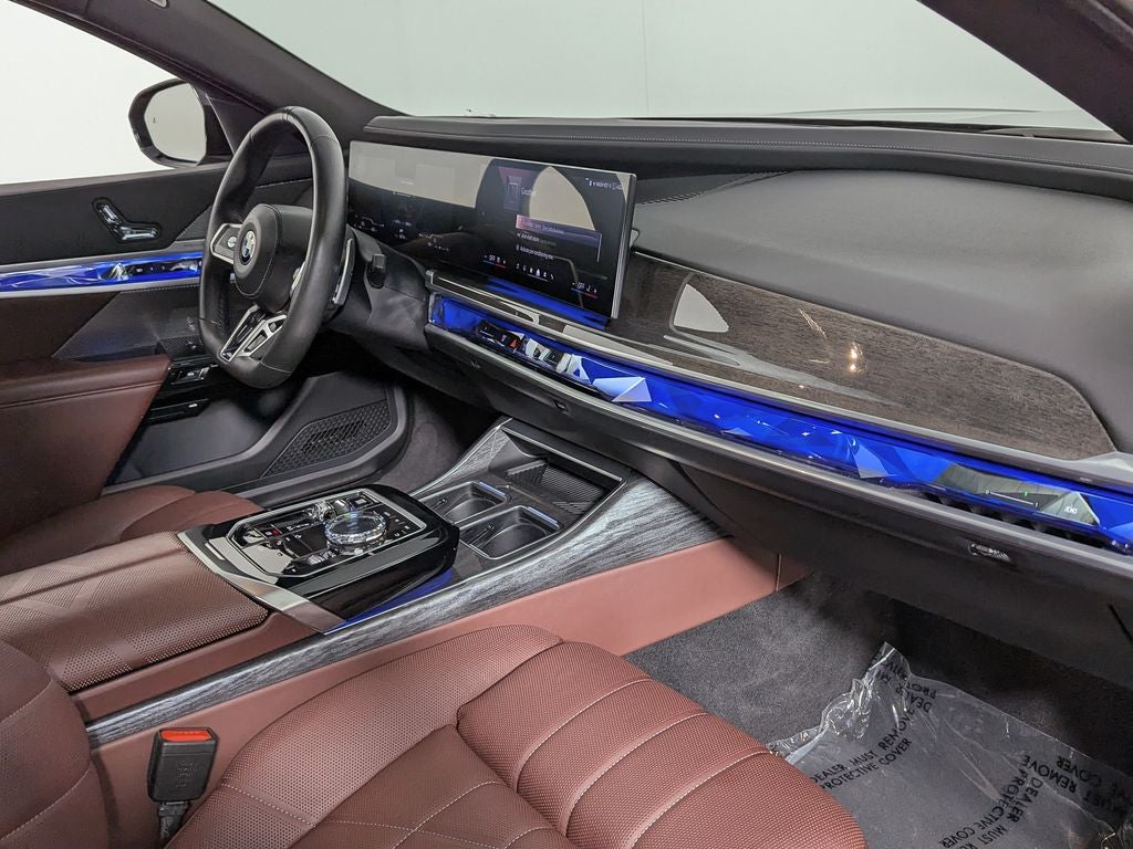 2023 BMW 740i 740i