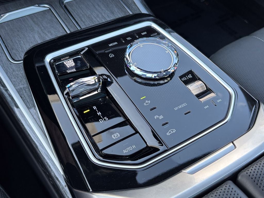 2023 BMW 7 Series 760i xDrive